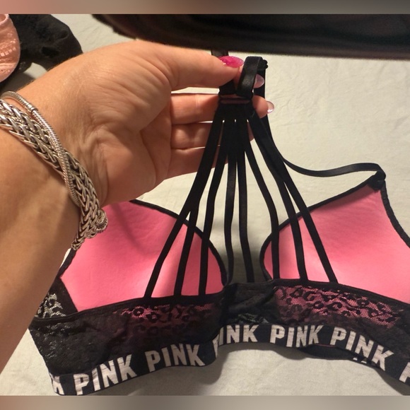 PINK Victoria's Secret Black Lace Bra - Picture 4 of 5